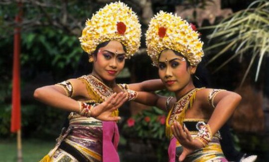 Kriss Dancers