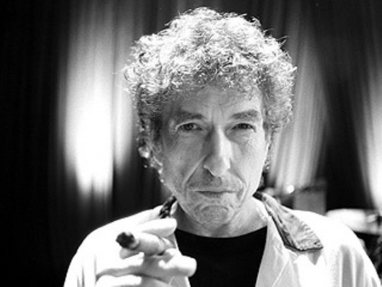 dylan_cigar